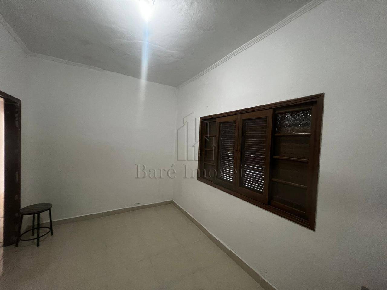 Casa à venda com 2 quartos, 141m² - Foto 9