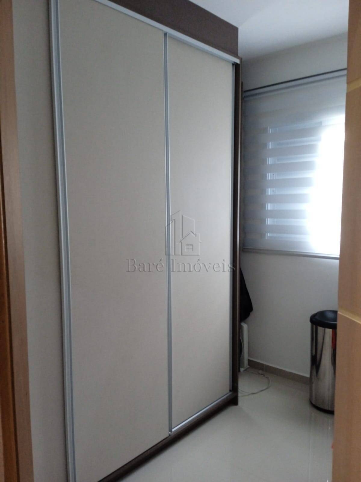 Apartamento à venda com 2 quartos, 37m² - Foto 2