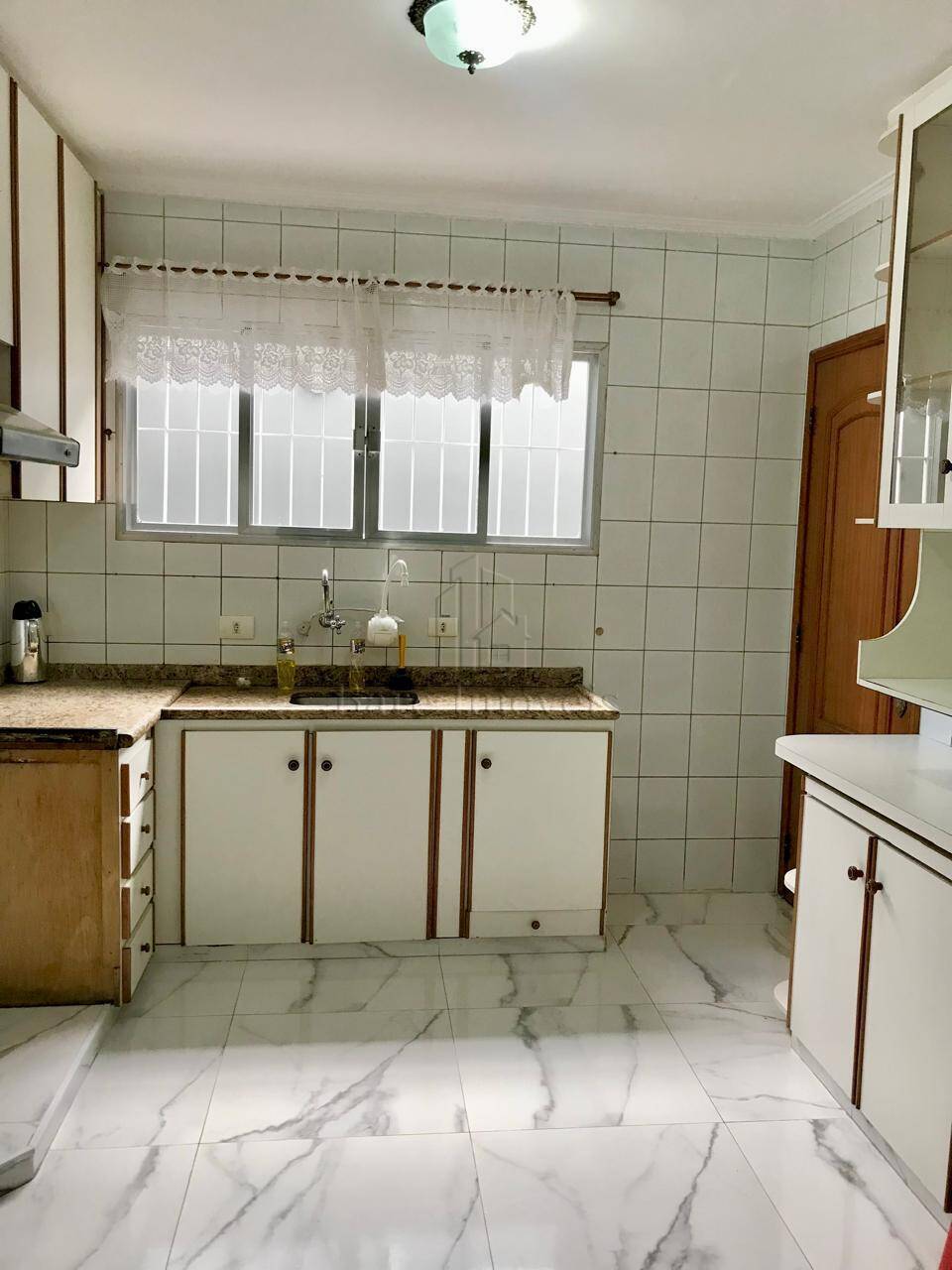 Sobrado à venda com 5 quartos, 258m² - Foto 18