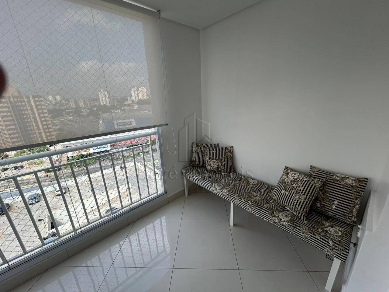 Apartamento à venda com 2 quartos, 80m² - Foto 3