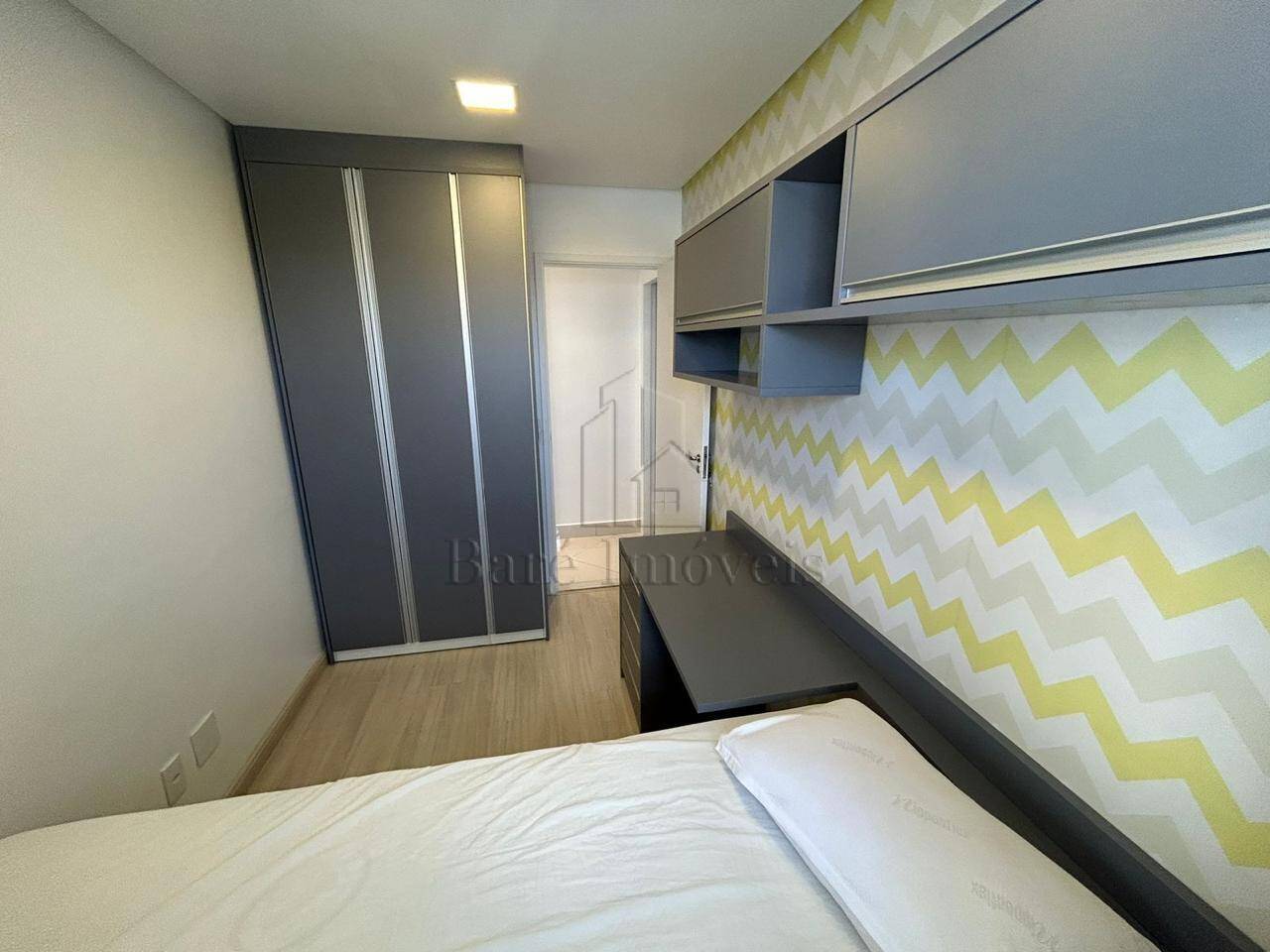 Apartamento à venda com 2 quartos, 80m² - Foto 9