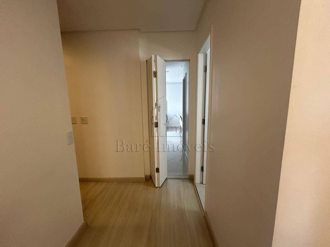 Apartamento à venda com 2 quartos, 80m² - Foto 58