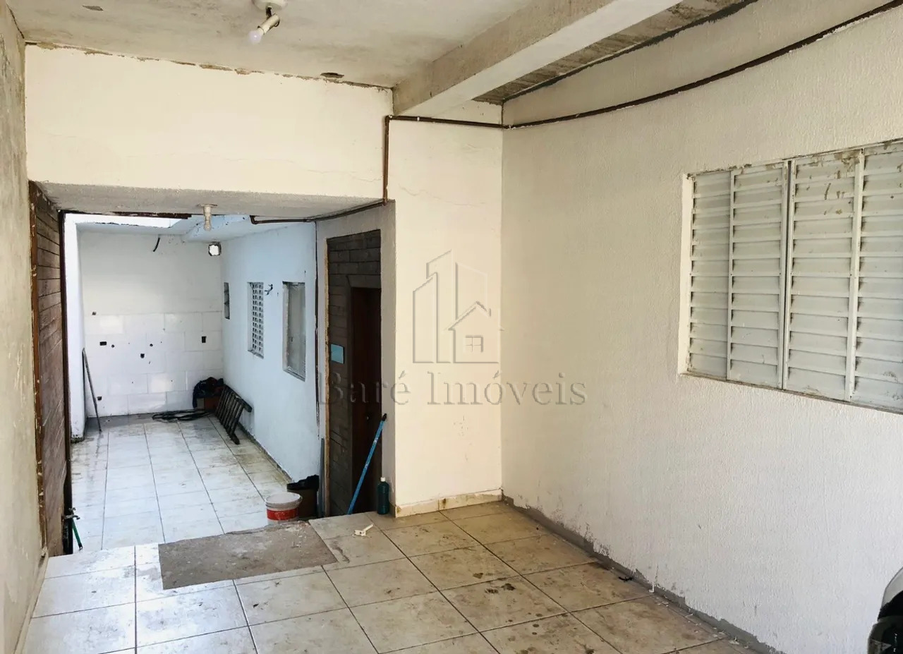 Sobrado à venda com 6 quartos, 200m² - Foto 1