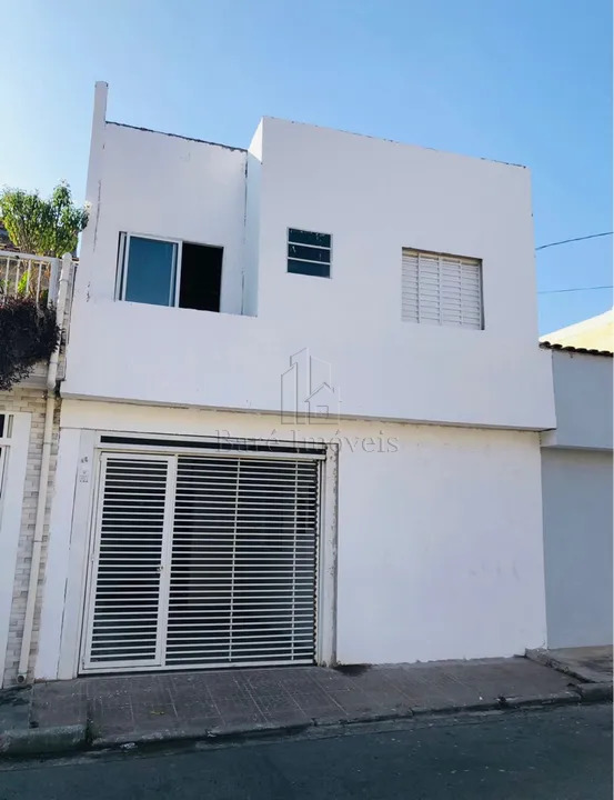 Sobrado à venda com 6 quartos, 200m² - Foto 7