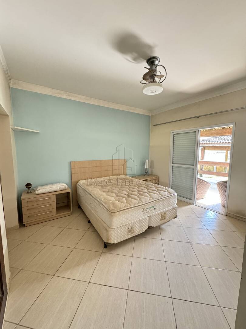 Fazenda à venda com 3 quartos, 2400m² - Foto 13