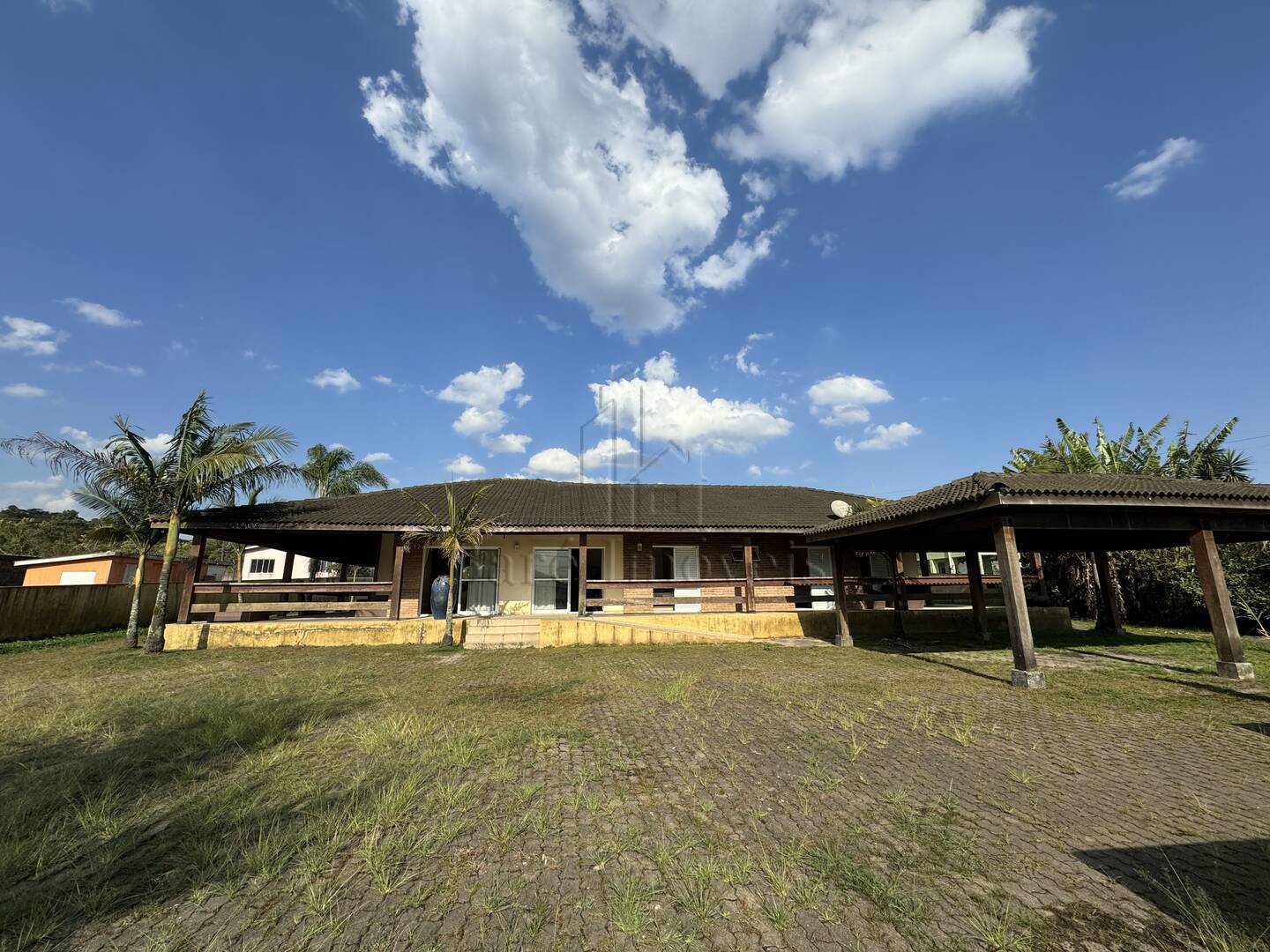 Fazenda à venda com 3 quartos, 2400m² - Foto 32