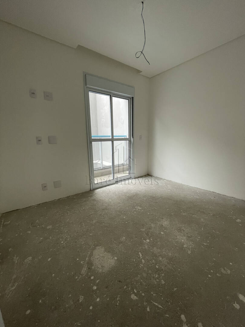 Apartamento à venda com 2 quartos, 70m² - Foto 12