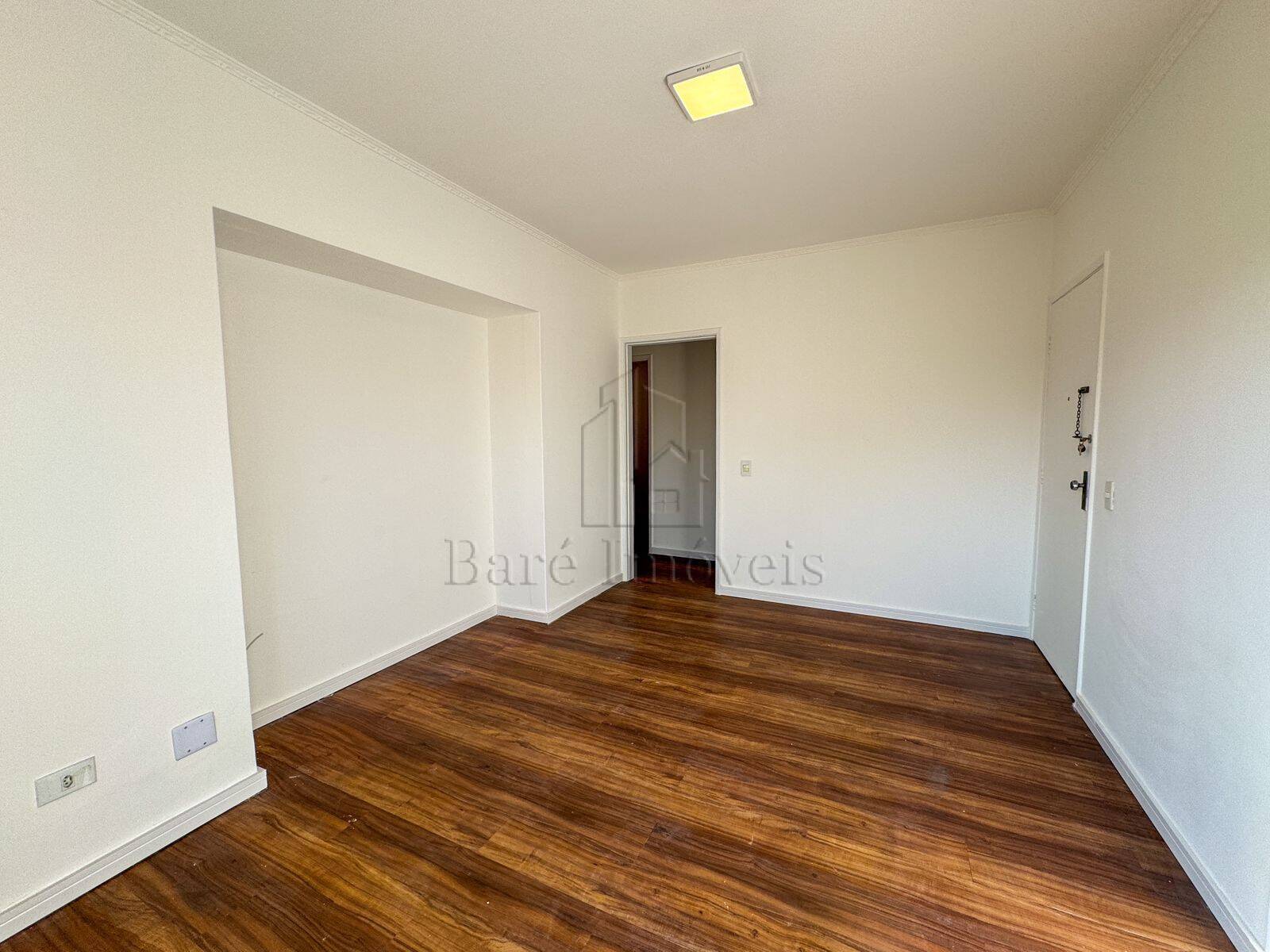 Apartamento à venda com 3 quartos, 94m² - Foto 3