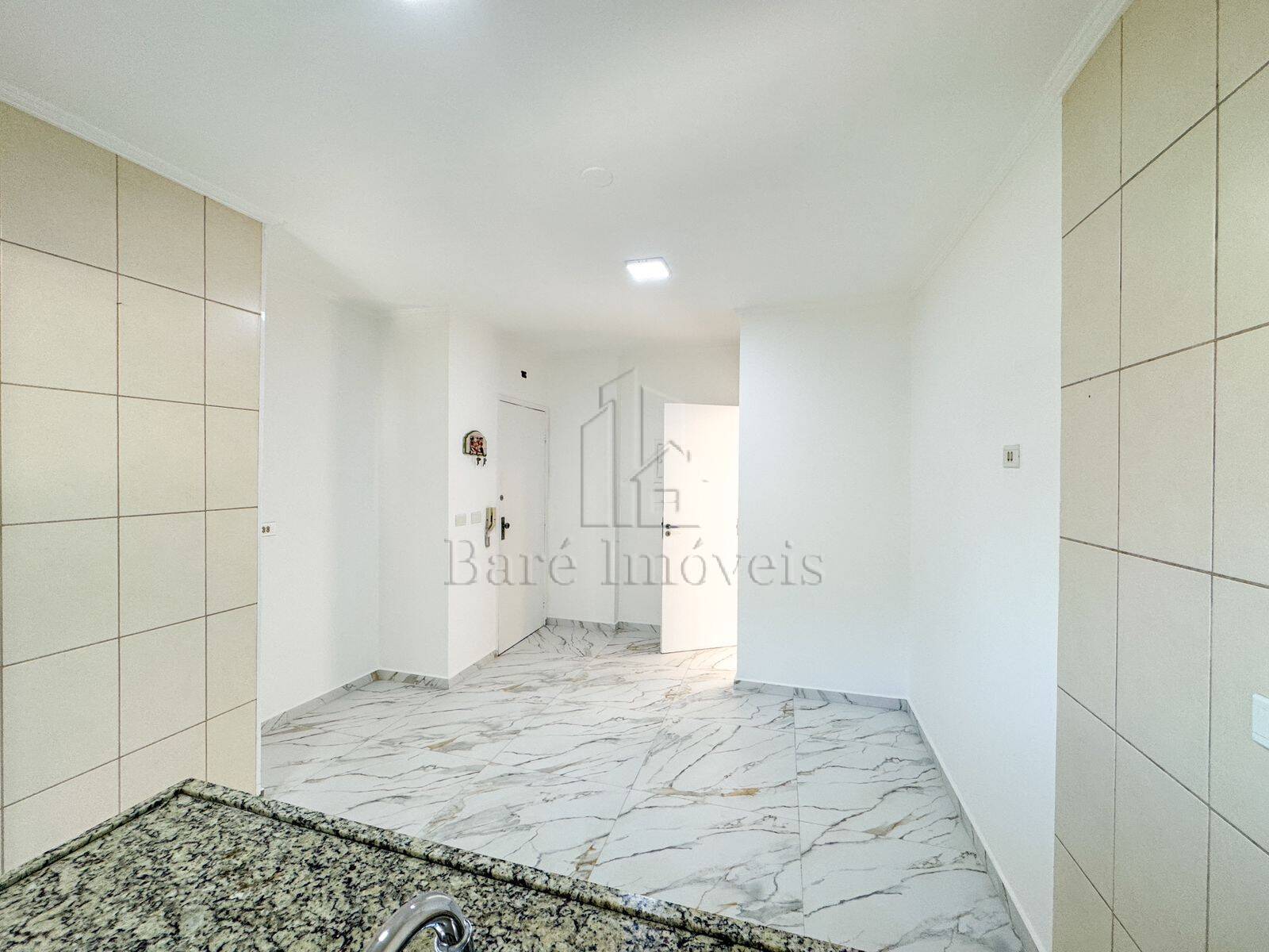 Apartamento à venda com 3 quartos, 94m² - Foto 19