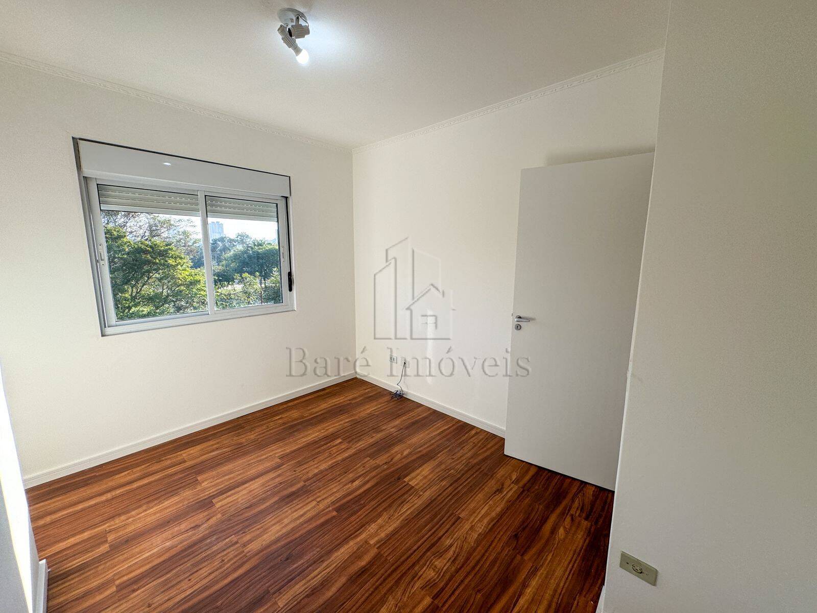 Apartamento à venda com 3 quartos, 94m² - Foto 28