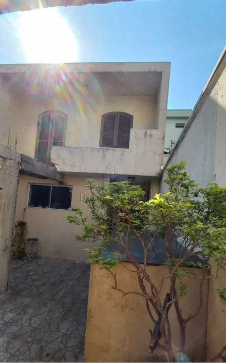 Sobrado à venda com 3 quartos, 175m² - Foto 2