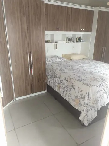 Casa à venda com 2 quartos, 100m² - Foto 5