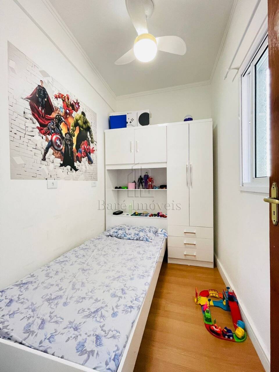 Apartamento à venda com 3 quartos, 100m² - Foto 32