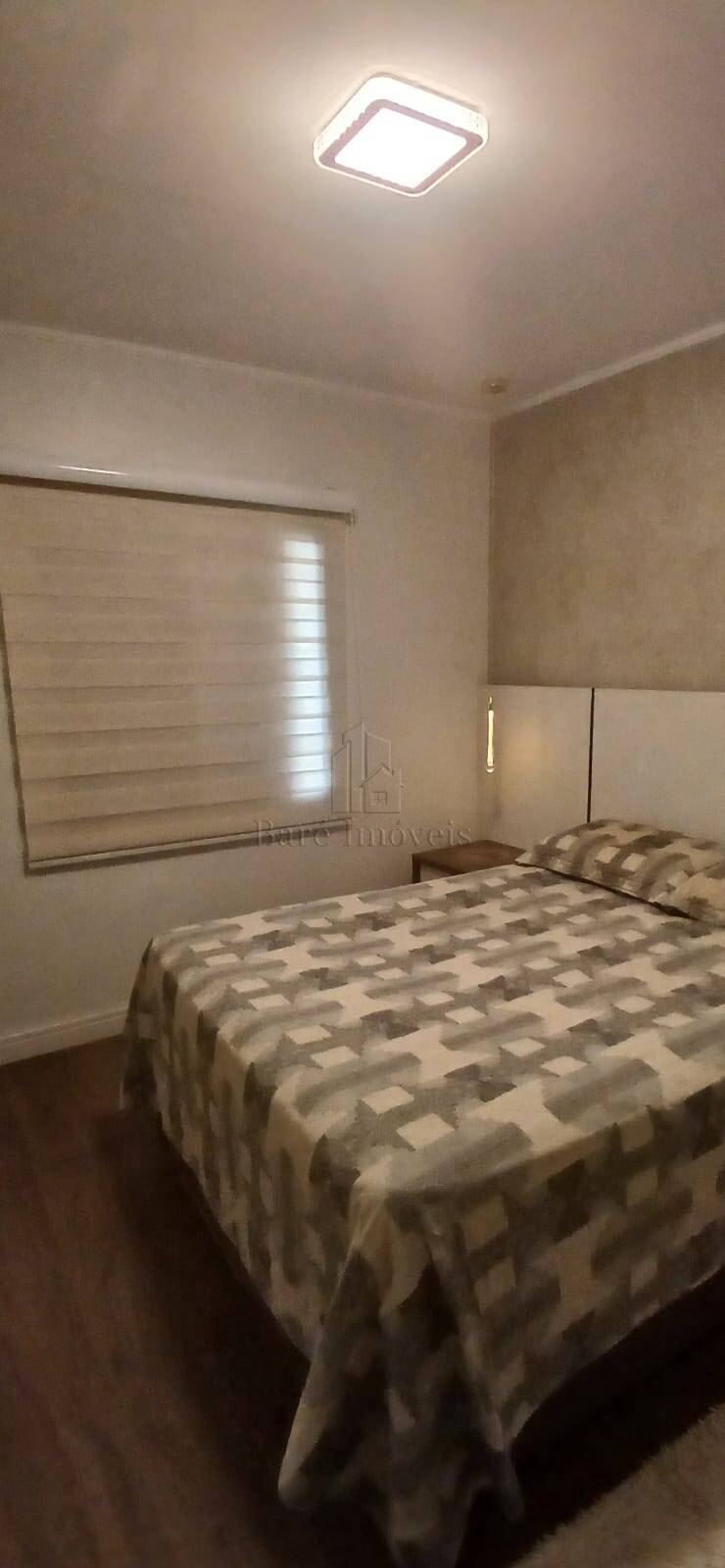 Apartamento à venda com 2 quartos, 60m² - Foto 4