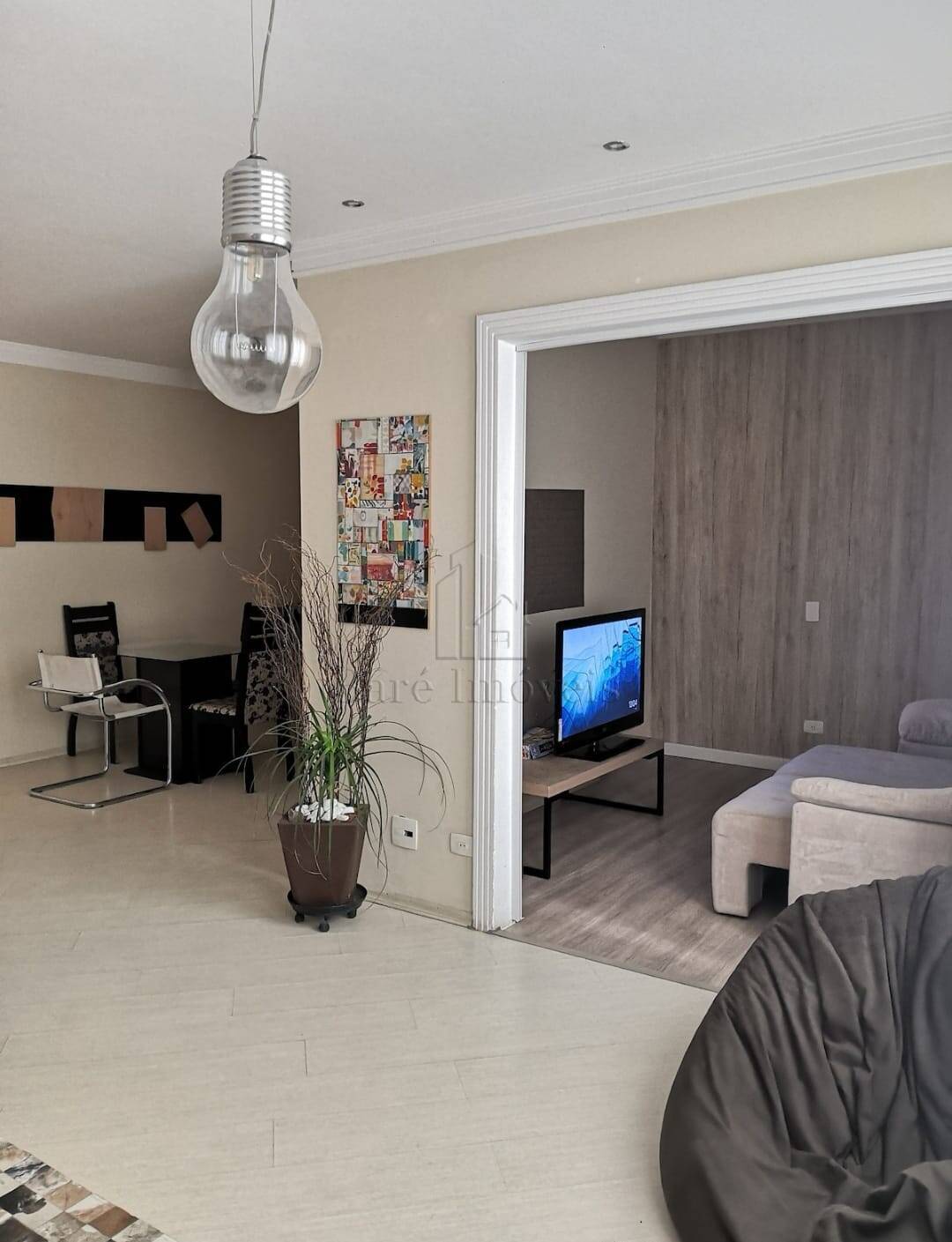 Apartamento à venda com 2 quartos, 120m² - Foto 1