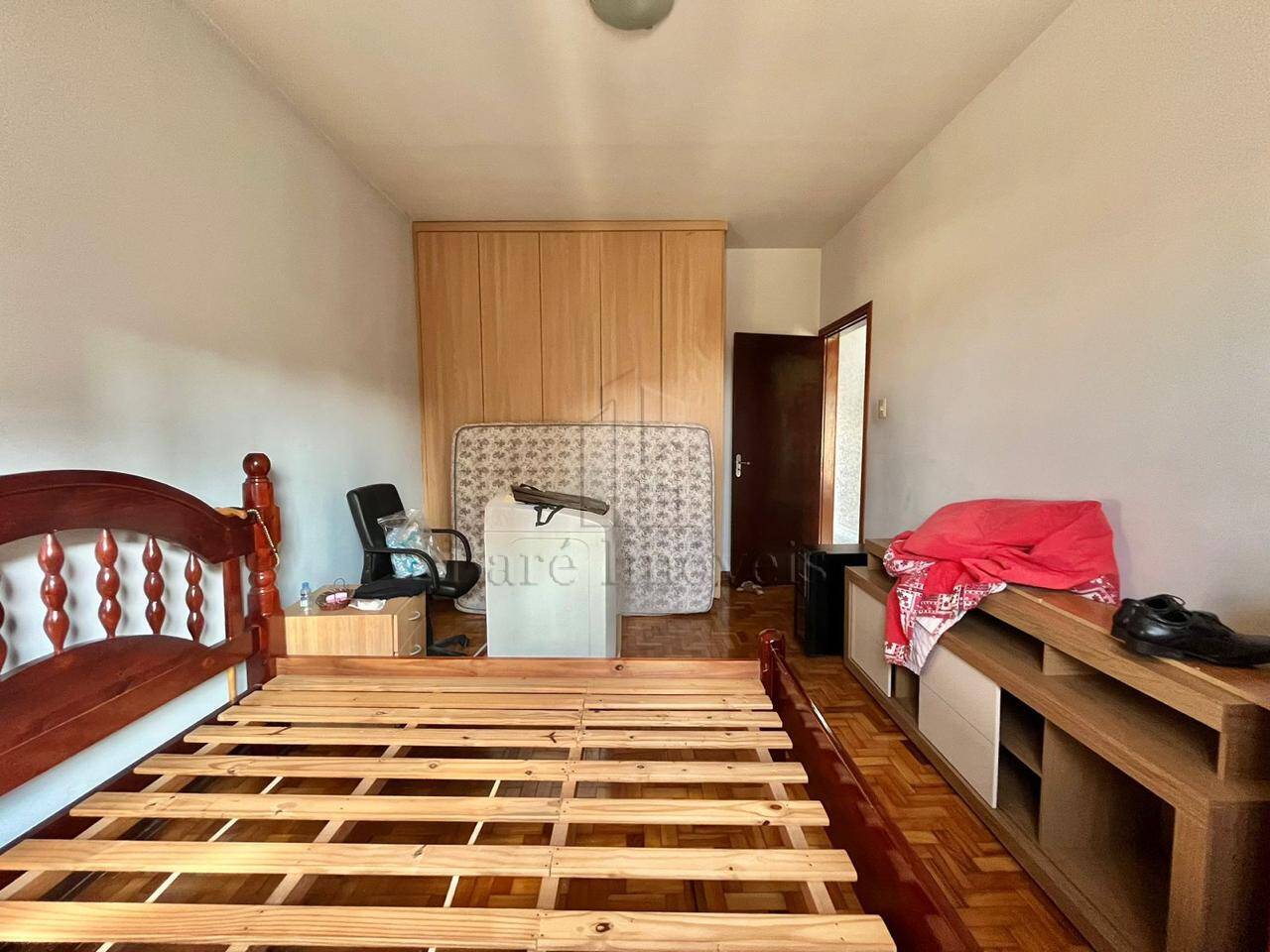 Casa à venda com 4 quartos, 280m² - Foto 9