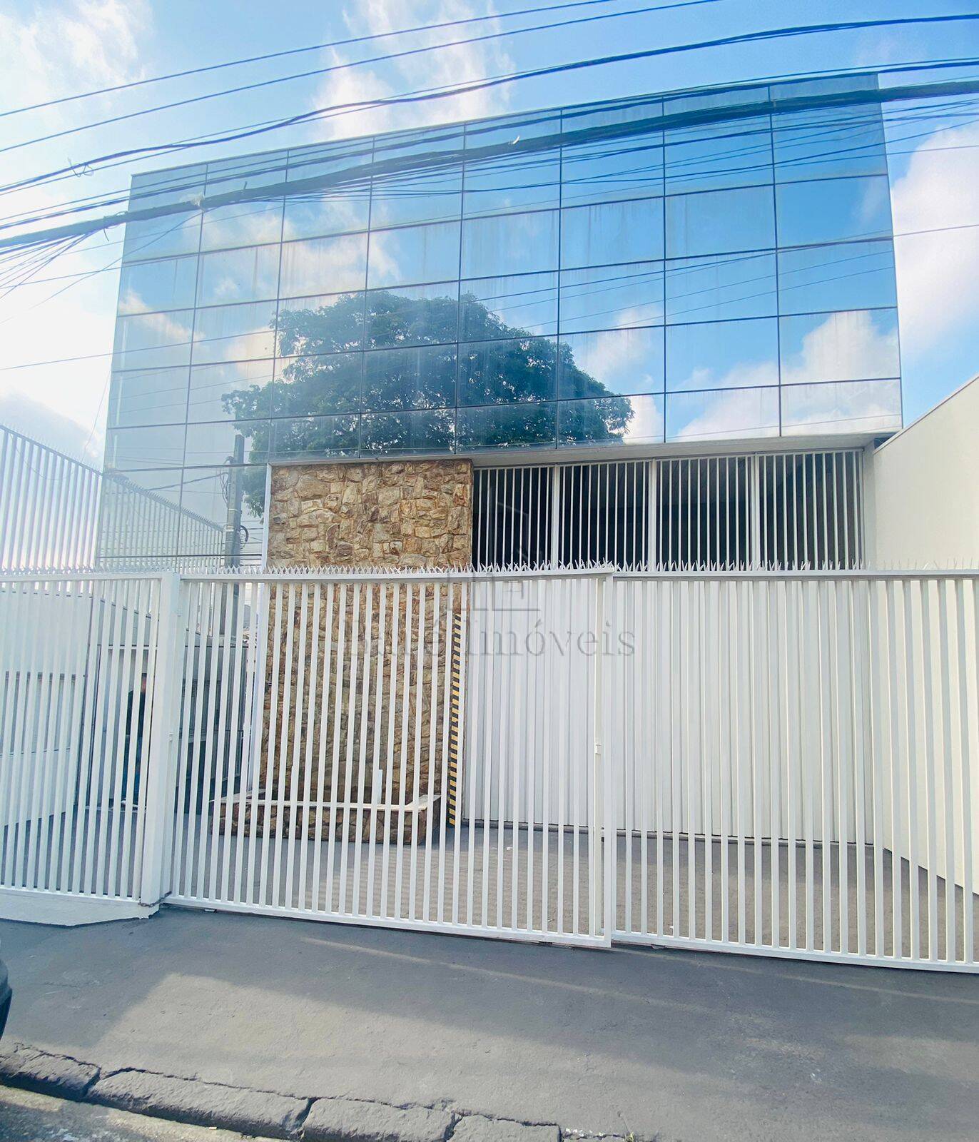 Depósito-Galpão-Armazém à venda e aluguel, 600m² - Foto 1