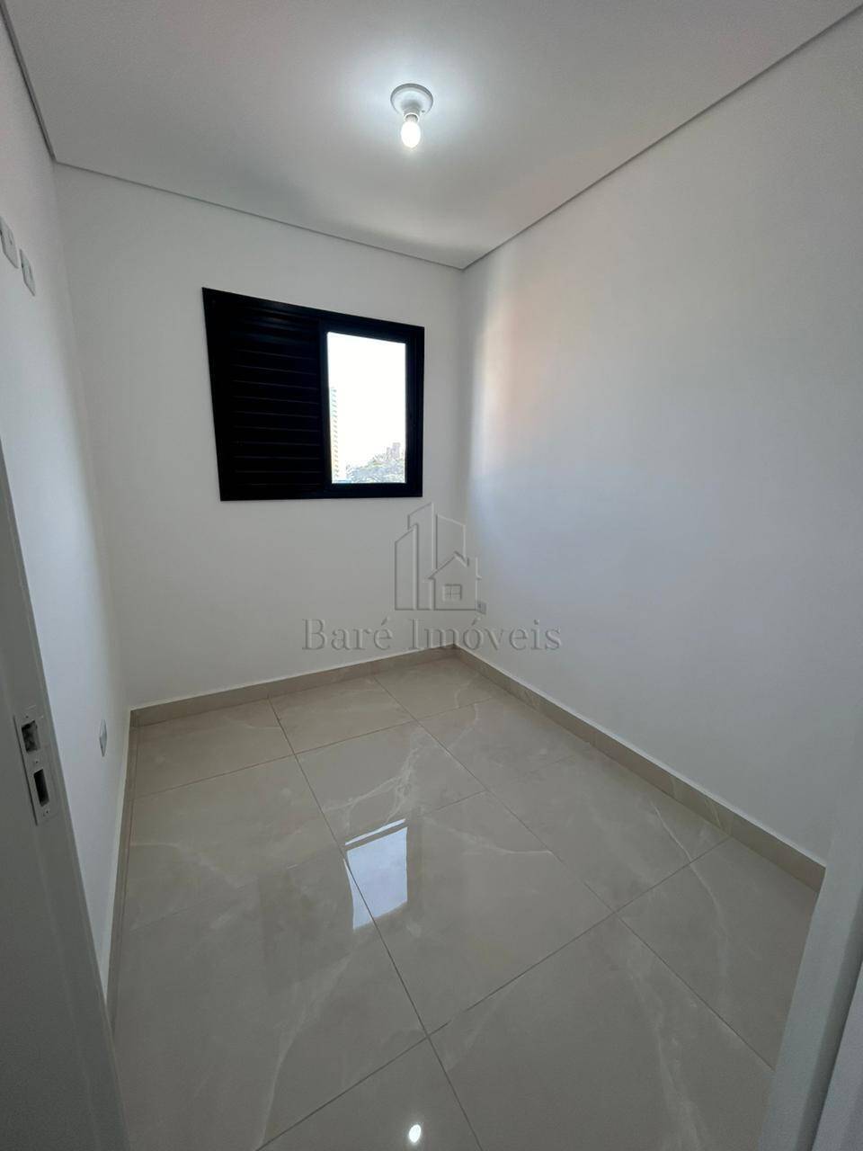 Apartamento à venda com 2 quartos, 43m² - Foto 3