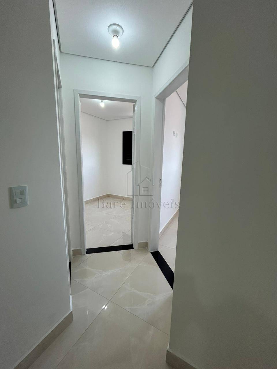 Apartamento à venda com 2 quartos, 43m² - Foto 1