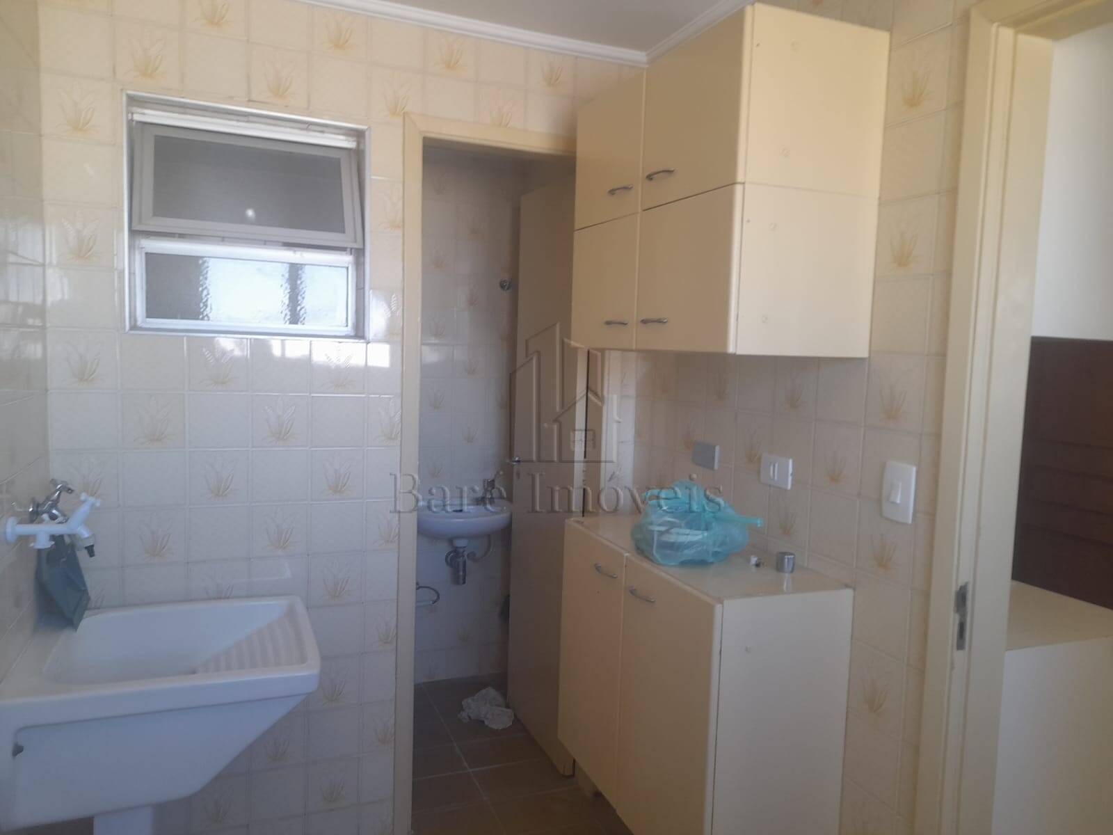 Apartamento para alugar com 3 quartos, 93m² - Foto 11