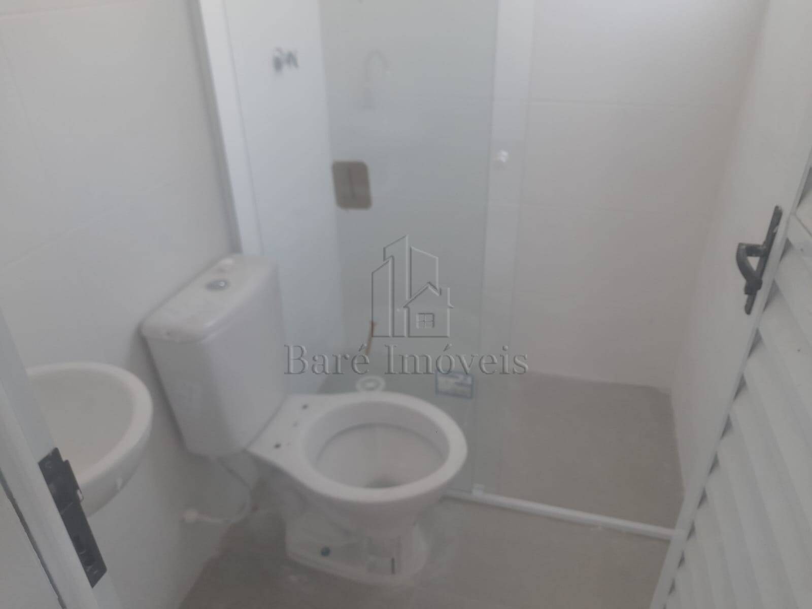 Casa para alugar com 2 quartos, 166m² - Foto 5