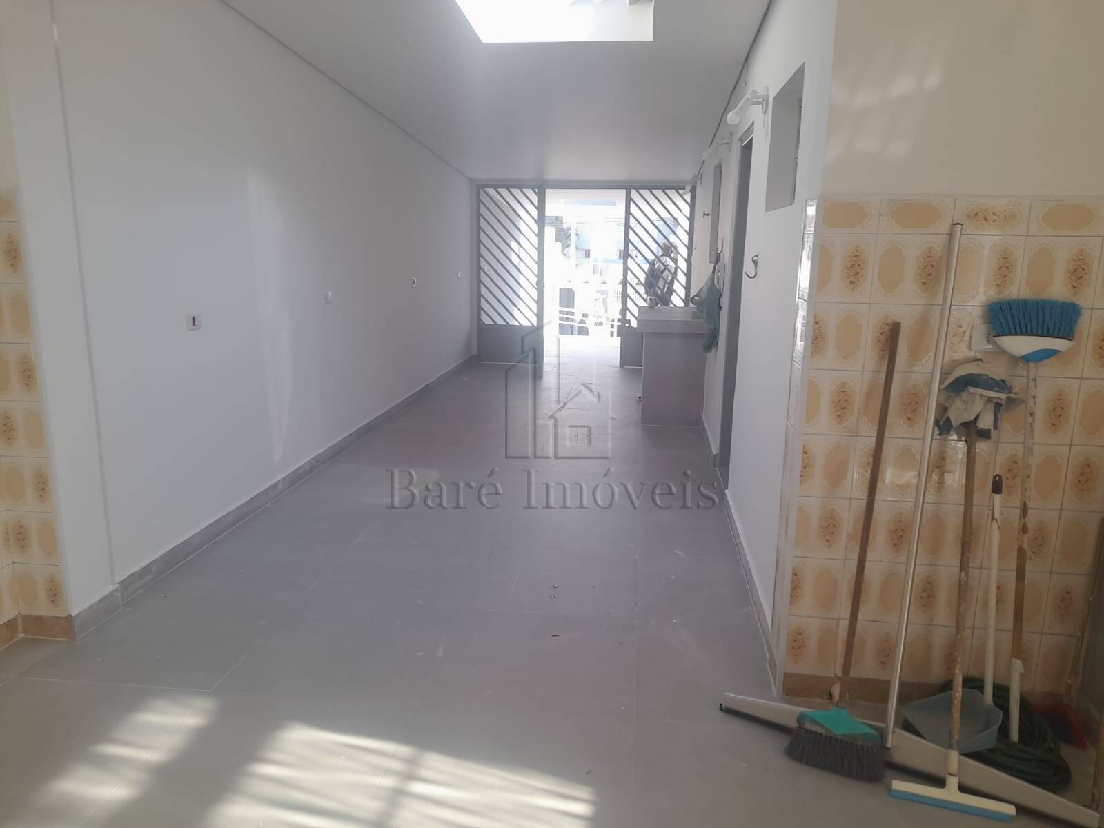 Casa para alugar com 2 quartos, 166m² - Foto 8