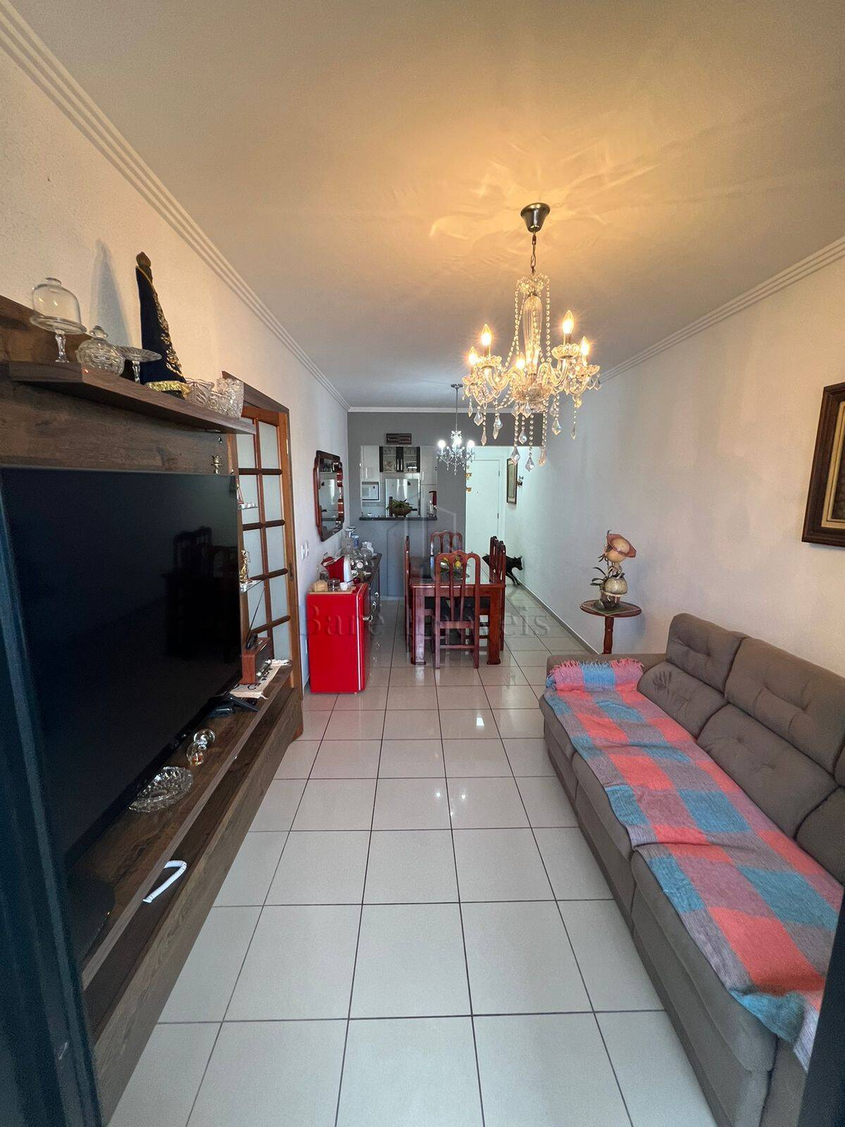 Apartamento à venda com 2 quartos, 70m² - Foto 1