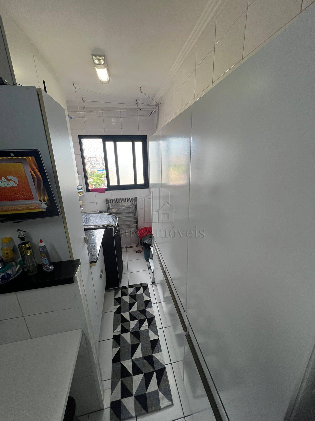 Apartamento à venda com 2 quartos, 70m² - Foto 9