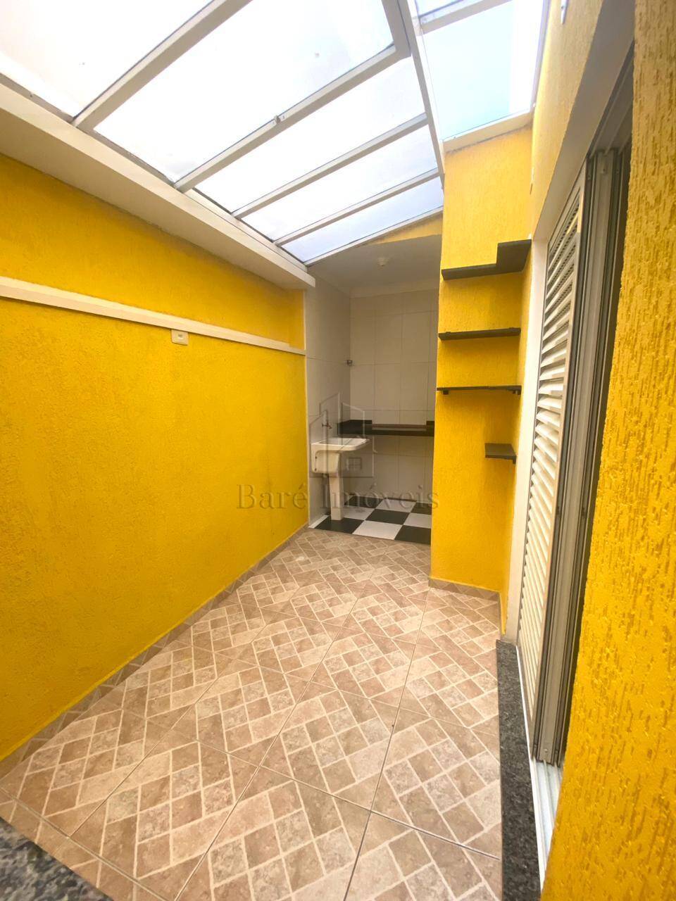 Apartamento à venda com 2 quartos, 40m² - Foto 8