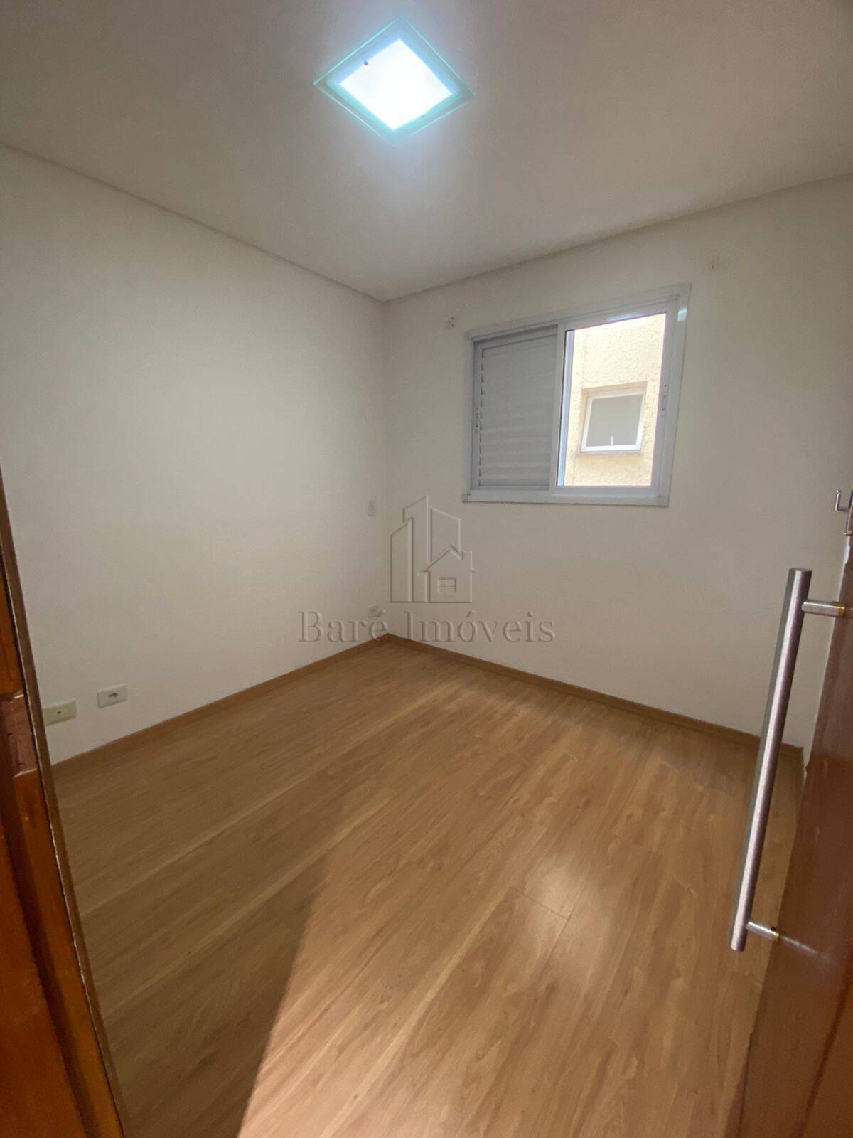 Apartamento à venda com 2 quartos, 39m² - Foto 4