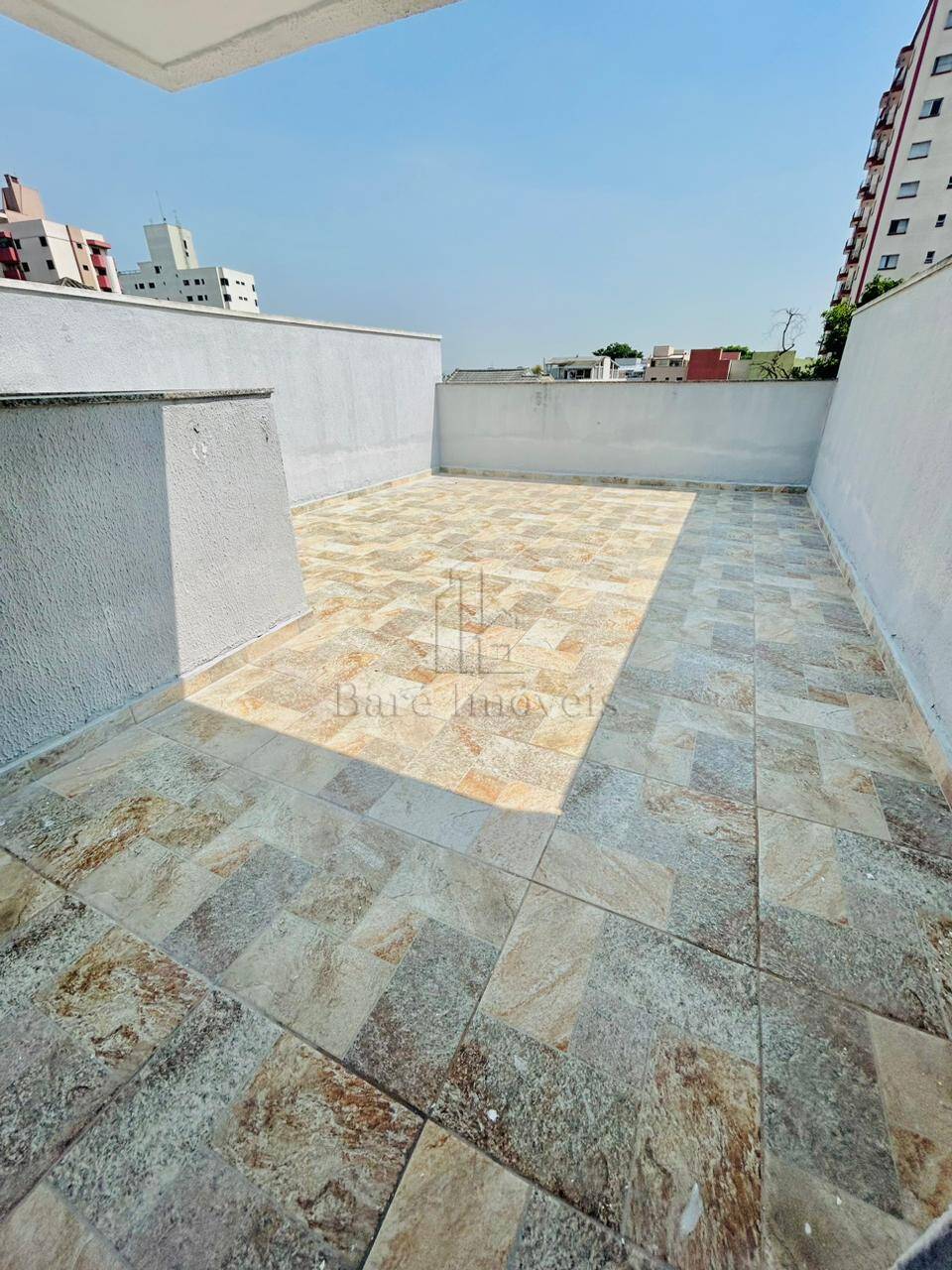 Apartamento à venda com 2 quartos, 77m² - Foto 1