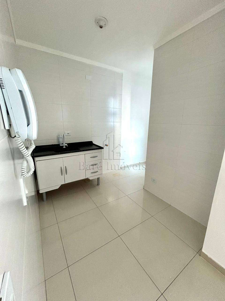 Apartamento à venda com 2 quartos, 77m² - Foto 4