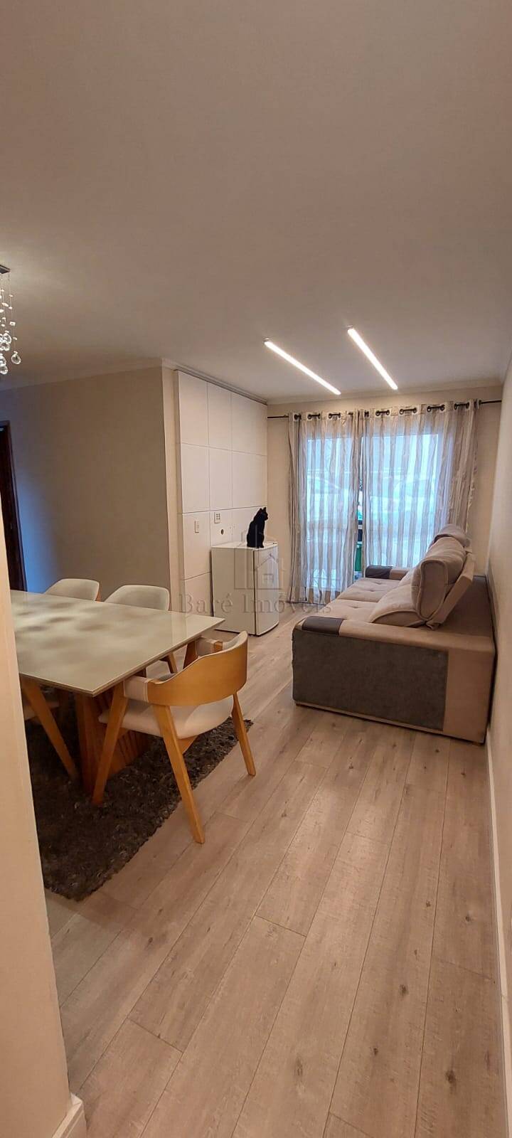 Apartamento à venda com 3 quartos, 65m² - Foto 1