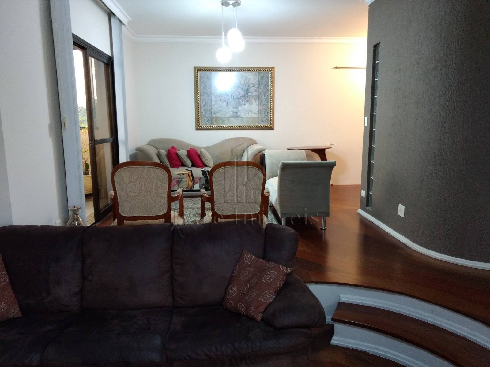 Apartamento à venda com 3 quartos, 187m² - Foto 4