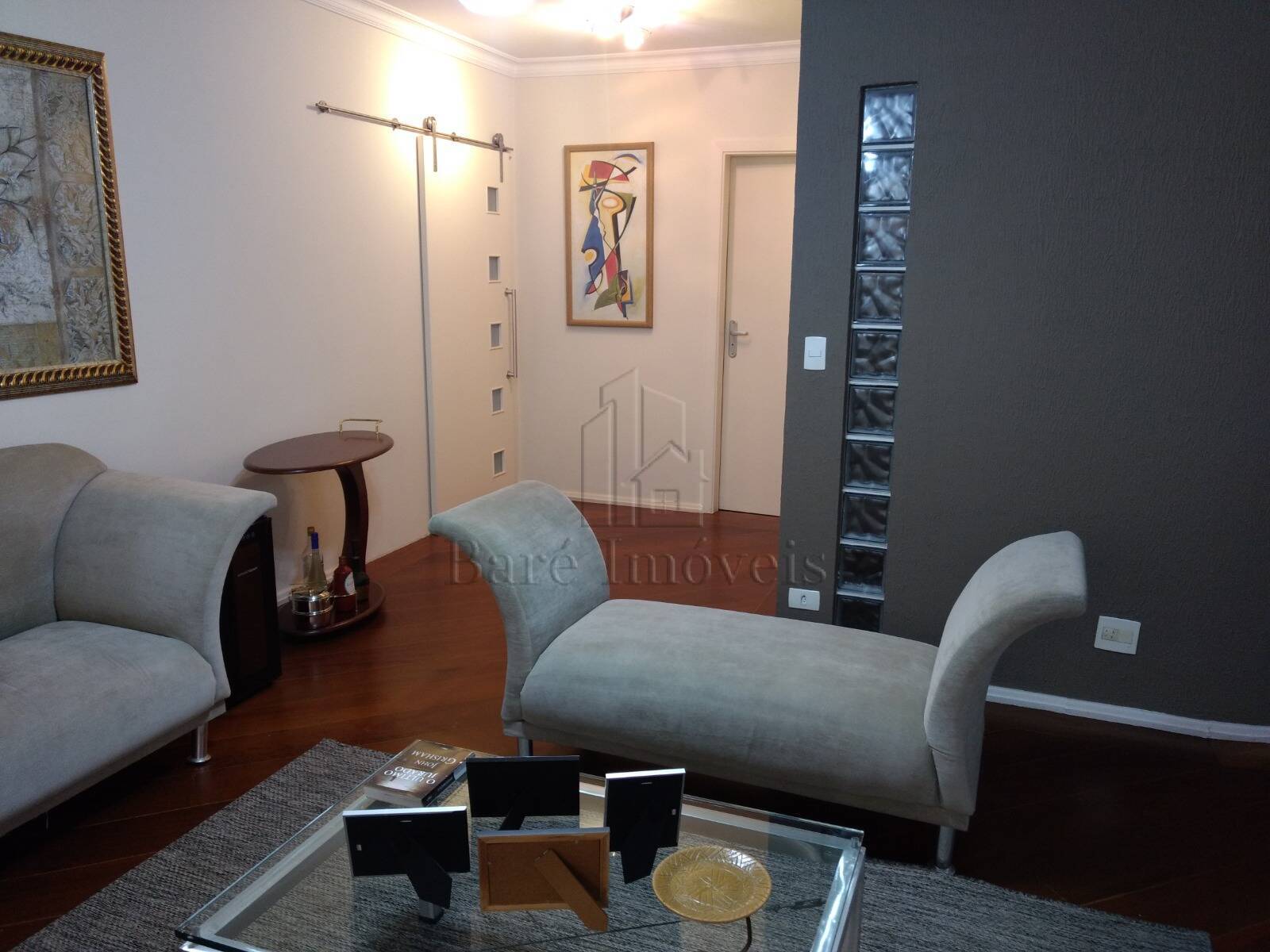 Apartamento à venda com 3 quartos, 187m² - Foto 9