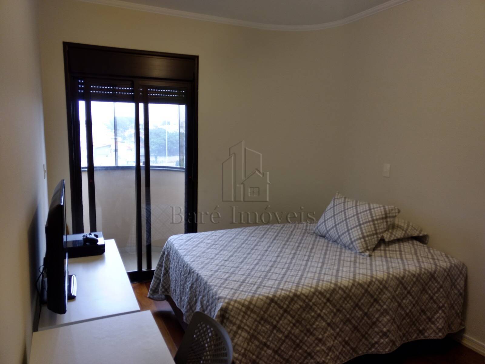 Apartamento à venda com 3 quartos, 187m² - Foto 18