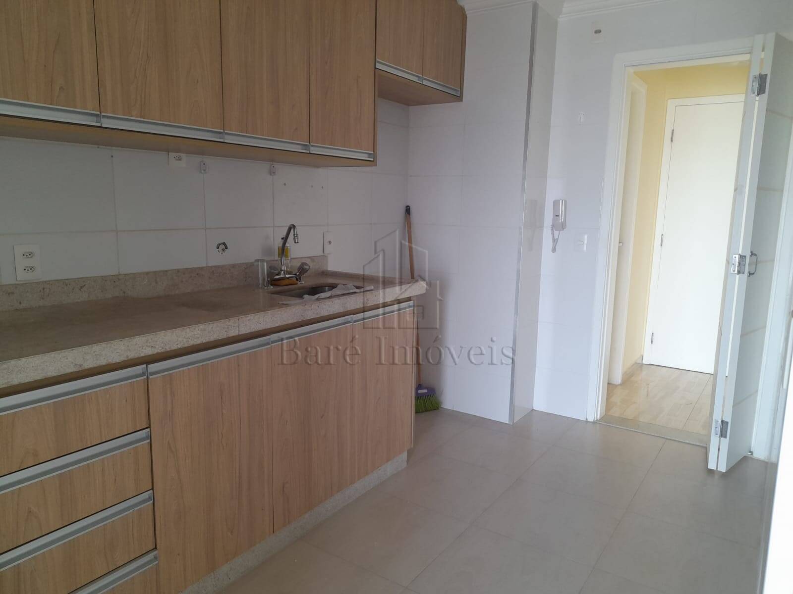 Apartamento para alugar com 3 quartos, 116m² - Foto 15