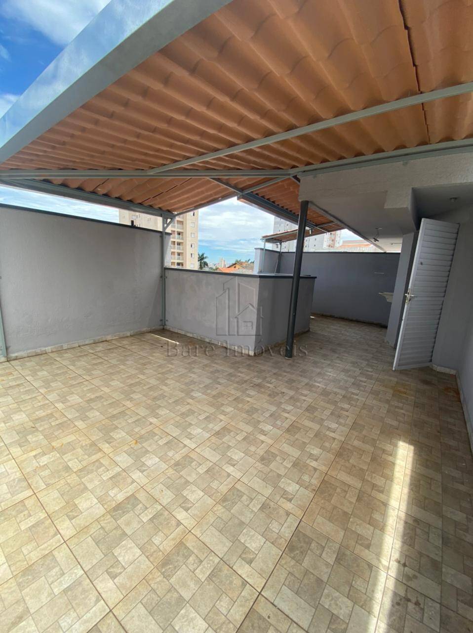 Apartamento à venda com 2 quartos, 76m² - Foto 2