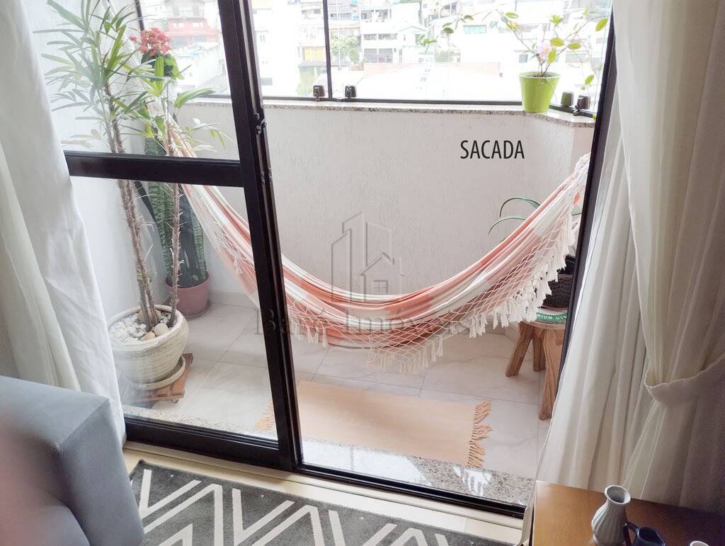 Apartamento à venda com 3 quartos, 75m² - Foto 23