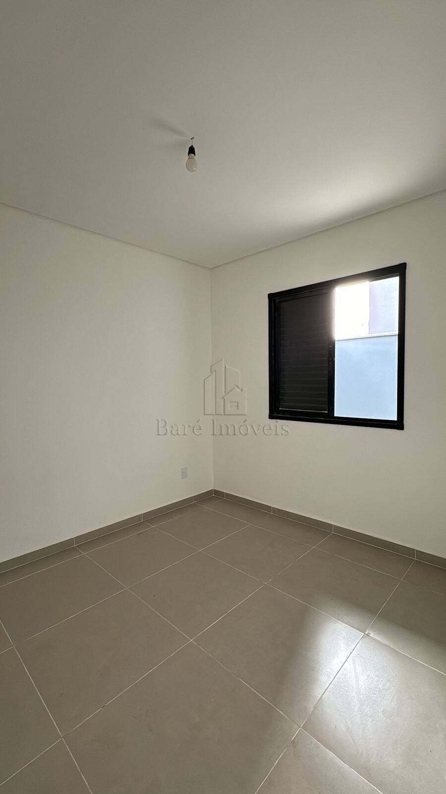 Apartamento à venda com 2 quartos, 90m² - Foto 3