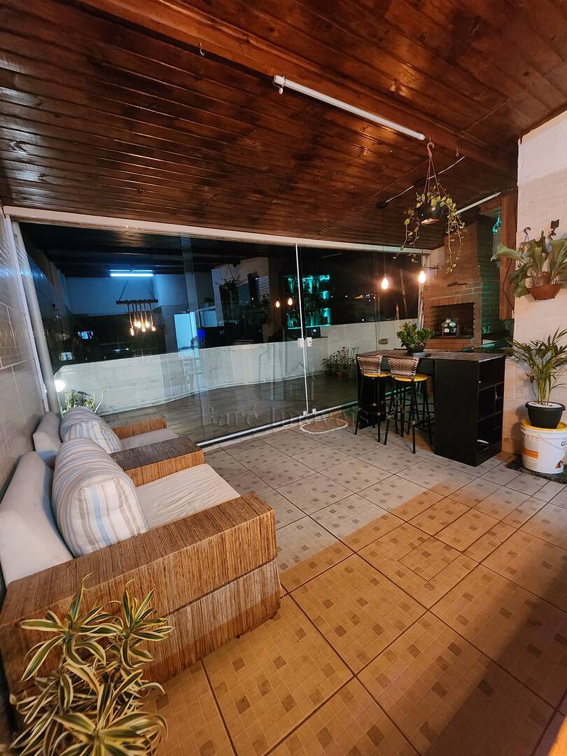 Apartamento à venda com 3 quartos, 155m² - Foto 1