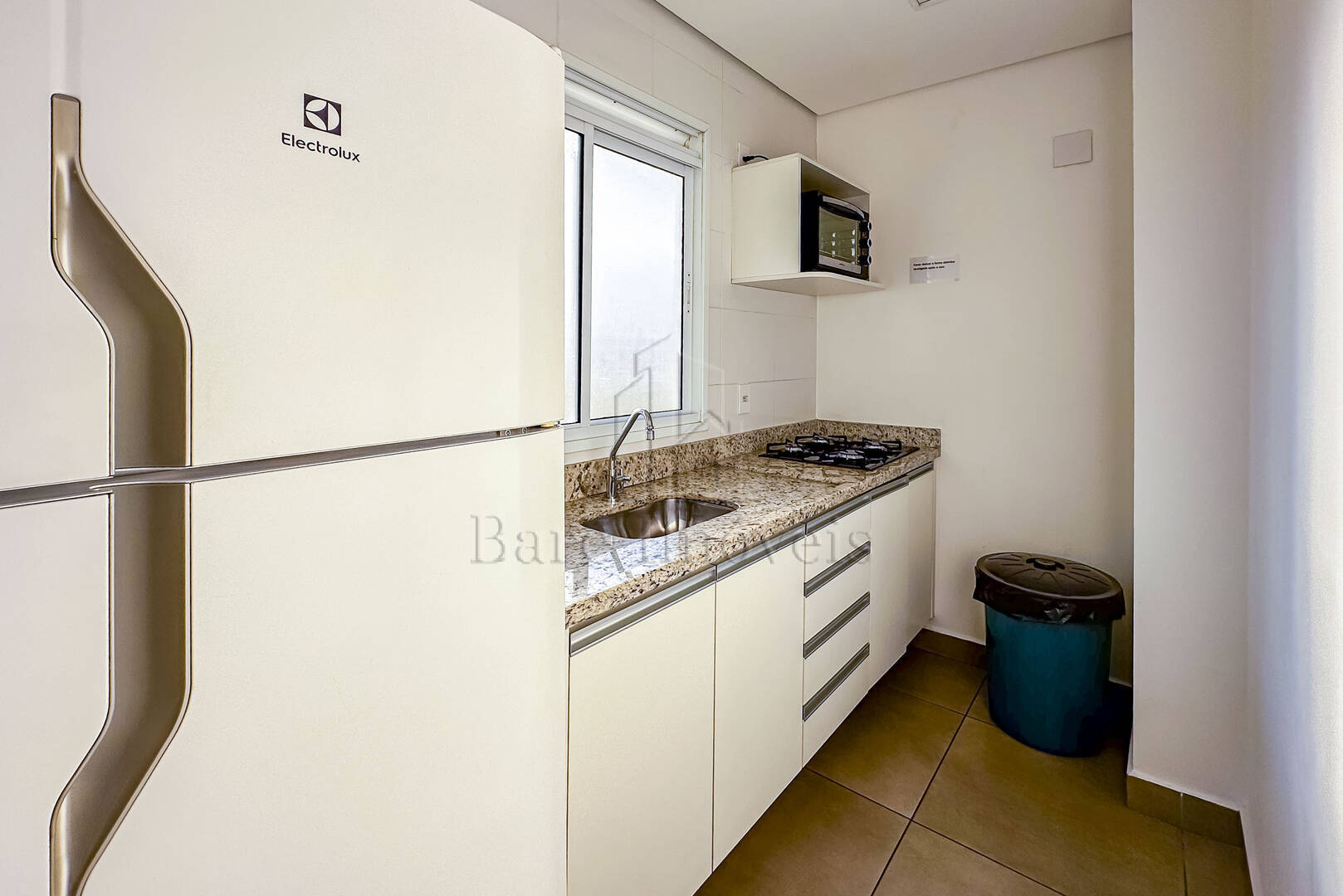 Apartamento para alugar com 3 quartos, 75m² - Foto 47