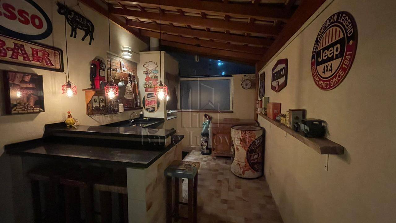 Apartamento à venda com 4 quartos, 194m² - Foto 6