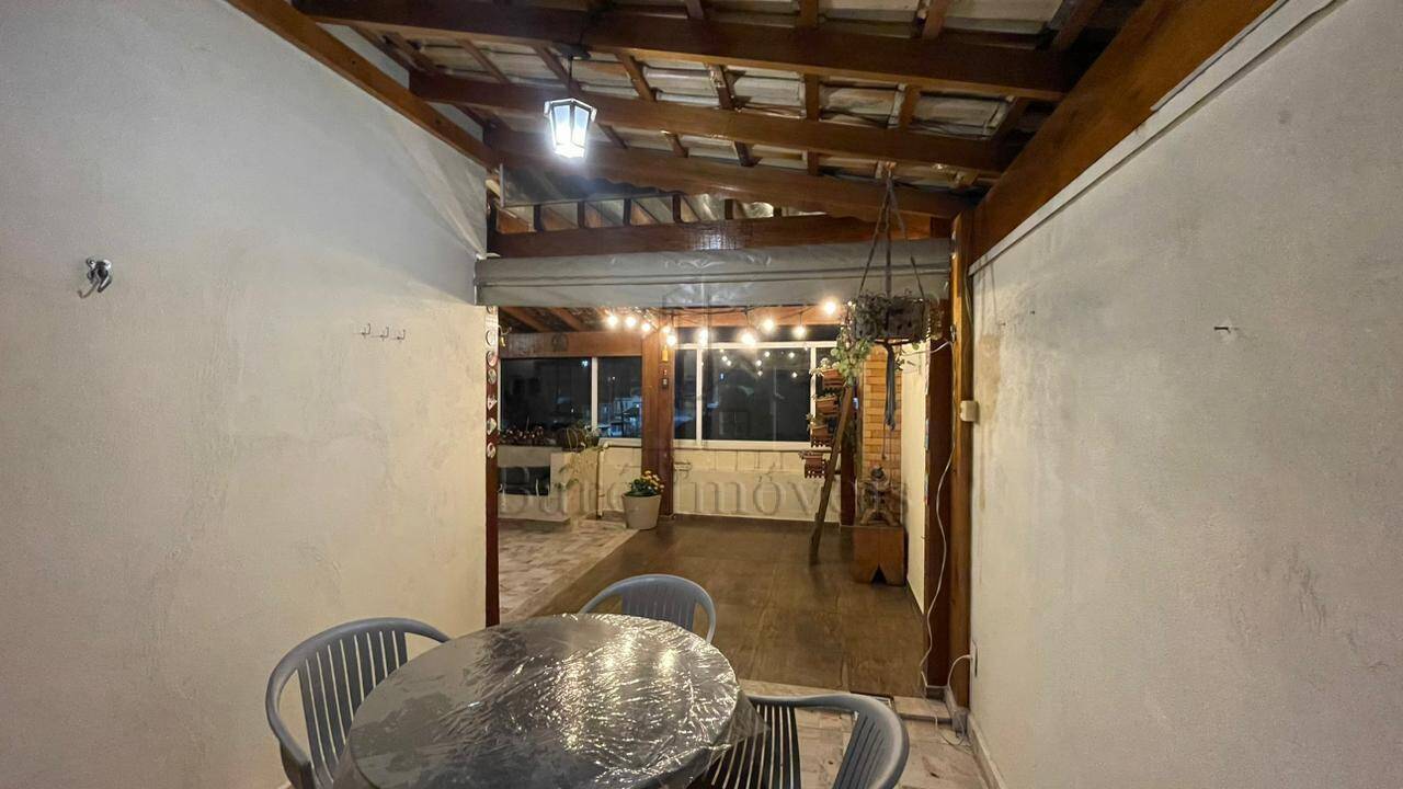 Apartamento à venda com 4 quartos, 194m² - Foto 13