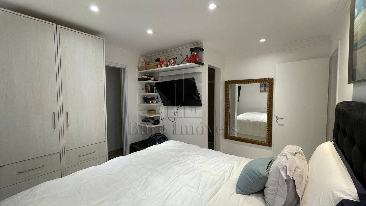 Apartamento à venda com 4 quartos, 194m² - Foto 31