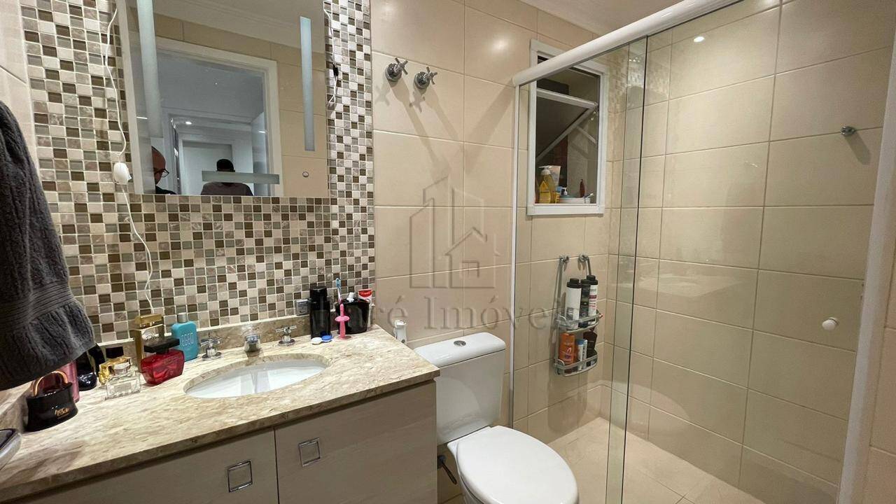 Apartamento à venda com 4 quartos, 194m² - Foto 28