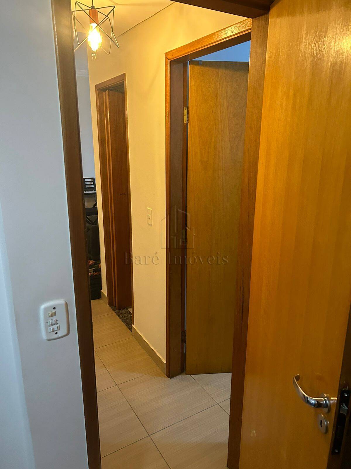 Apartamento à venda com 2 quartos, 67m² - Foto 4