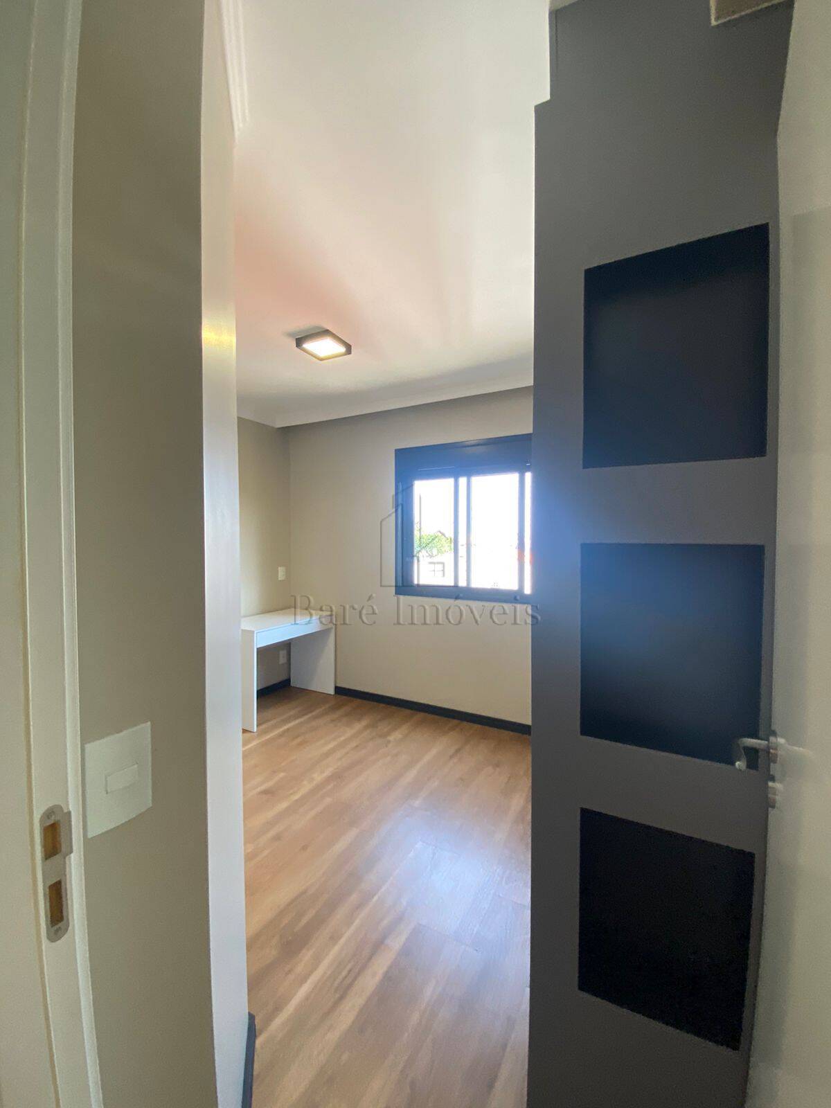 Apartamento à venda com 2 quartos, 49m² - Foto 2