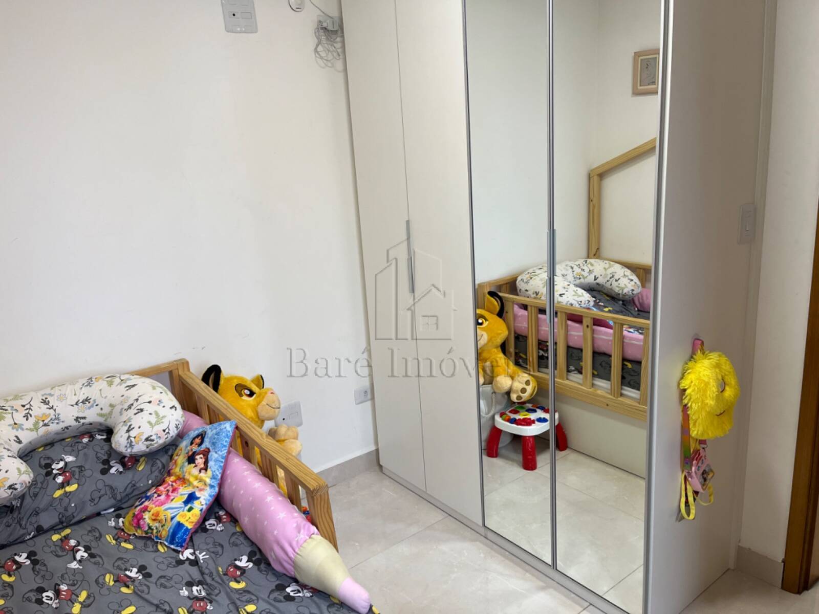 Apartamento à venda com 3 quartos, 75m² - Foto 4