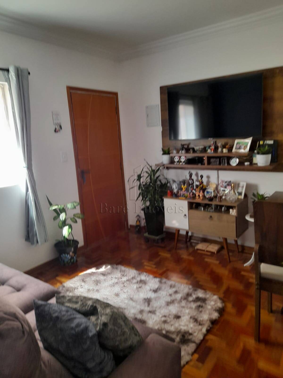 Apartamento à venda com 2 quartos, 62m² - Foto 2